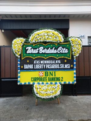 Papan Bunga Duka di Bendan Dhuwur